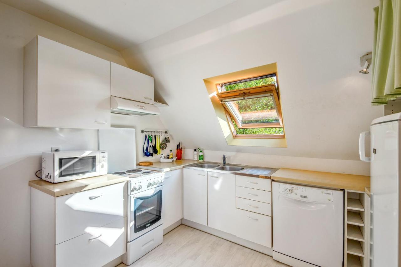 Appartement Confortable Avec Terrasse A Arzon 60 M² Bagian luar foto