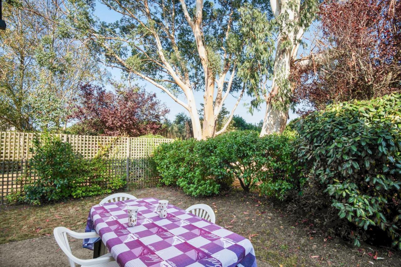 Appartement Confortable Avec Terrasse A Arzon 60 M² Bagian luar foto
